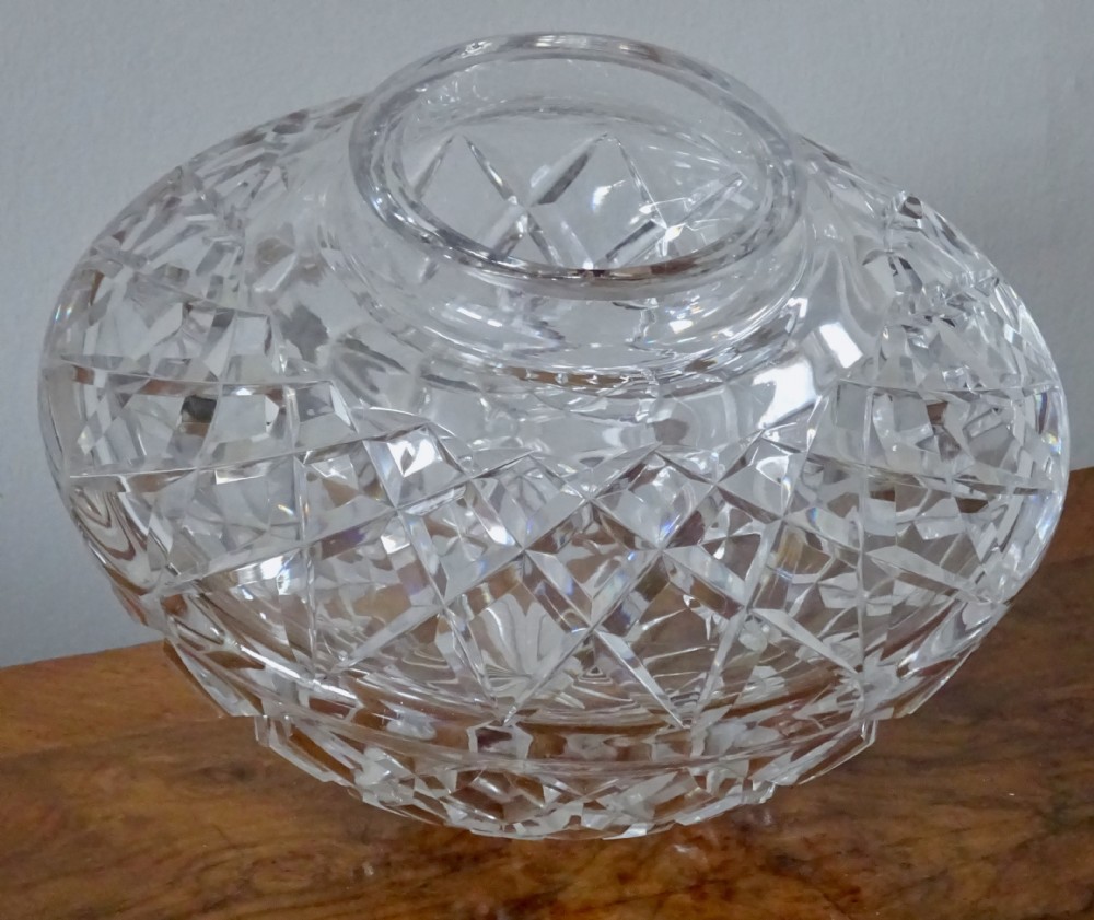 CIRCA 1930 HEAVY CUT GLASS 'MUSHROOM' LAMP View V