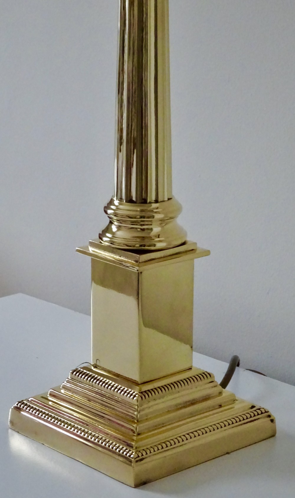 A TALL BRASS CORINTHIAN COLUMN LAMP View II