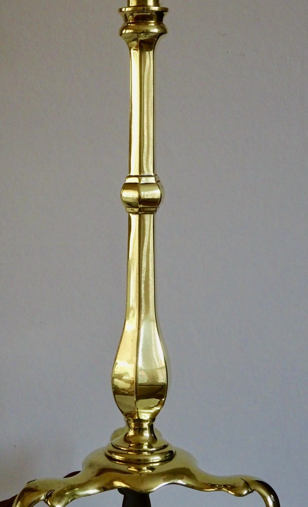 A FARADAY AND SONS PULLMAN BRASS LAMP WITH MAKER'S MARK View III