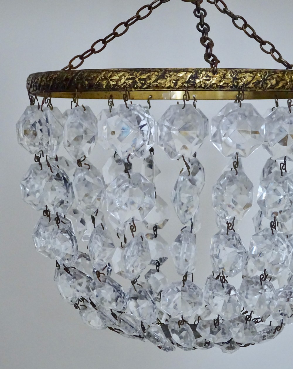 GLASS DROP CEILING LIGHT View III