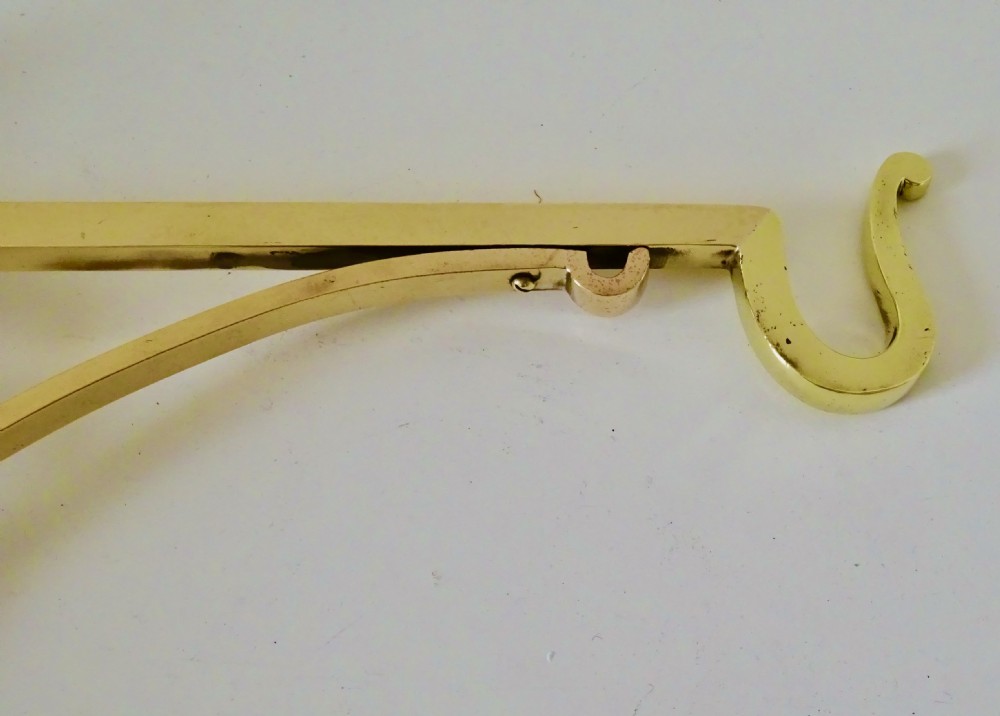 BRONZE WALL BRACKET FOR AN OIL LAMP OR THURIBLE View V