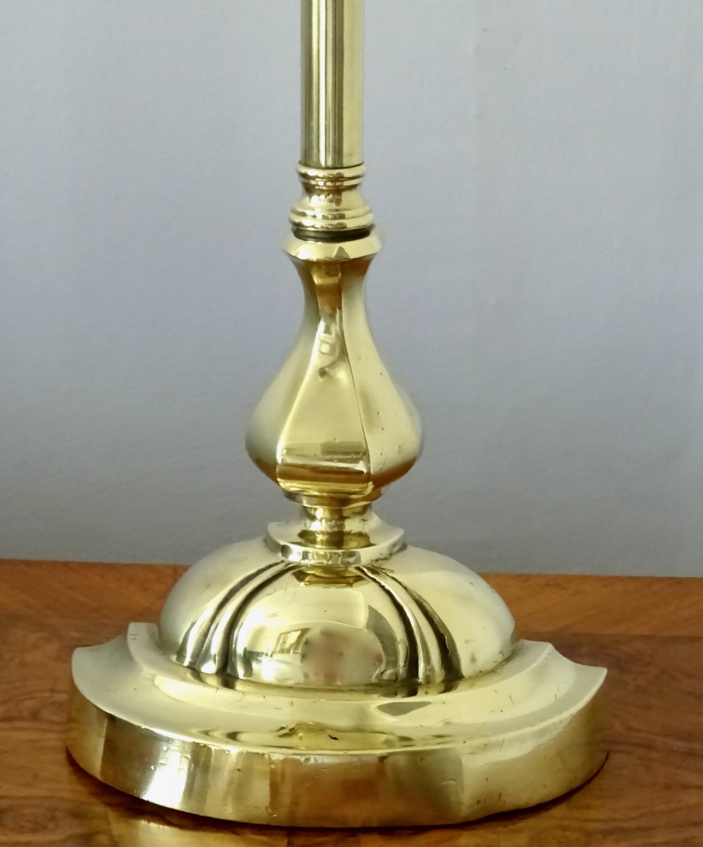 FINE QUALITY BRASS DOORSTOP View II