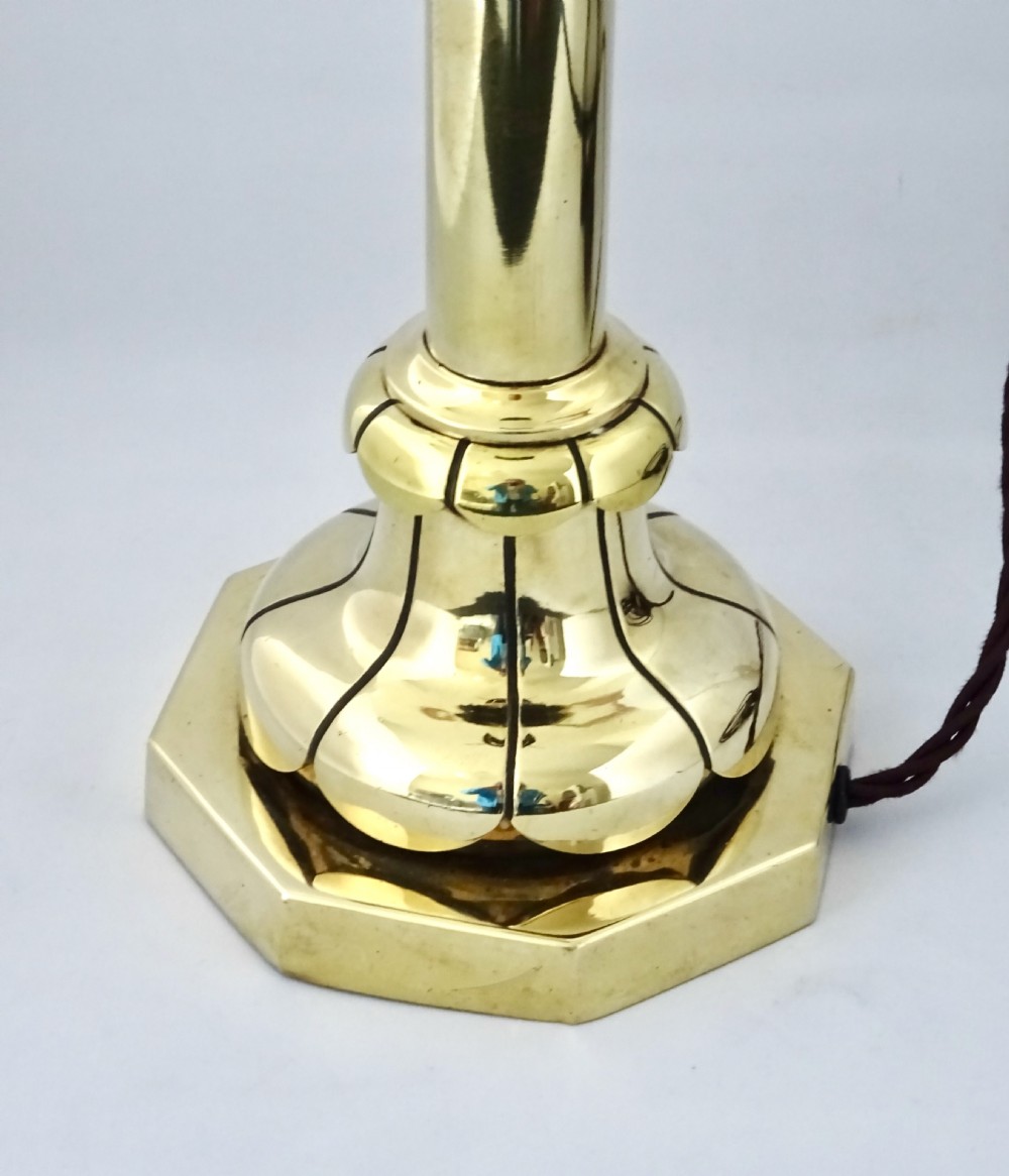 TALL VICTORIAN BRASS TABLE  LAMP View IV