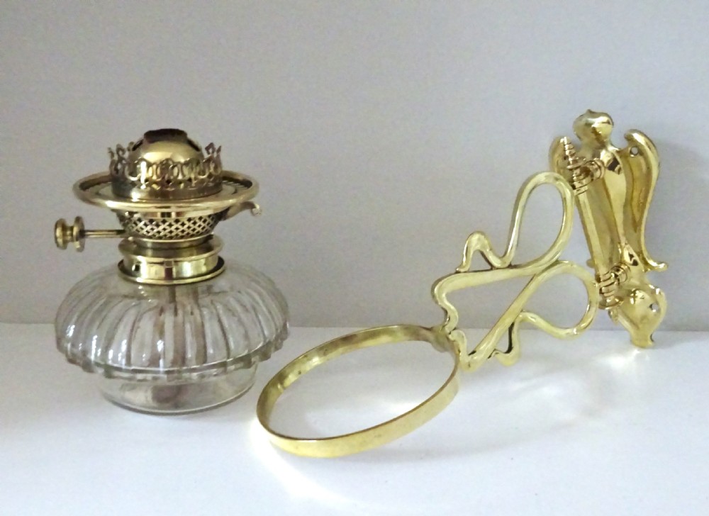 HINKS & SONS WALL OIL LAMP AND BRACKET View II