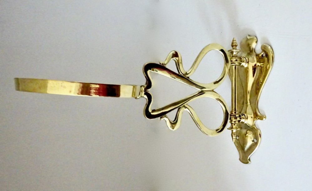 HINKS & SONS WALL OIL LAMP AND BRACKET View VII