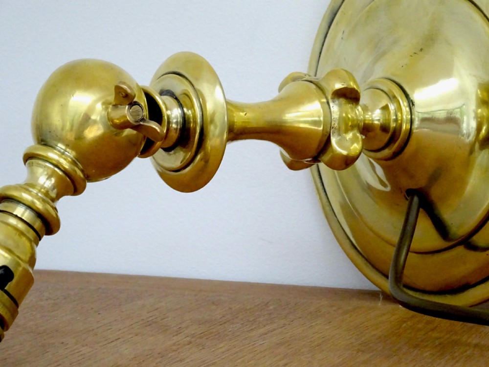 BRASS WALL SHIP'S LAMP View II