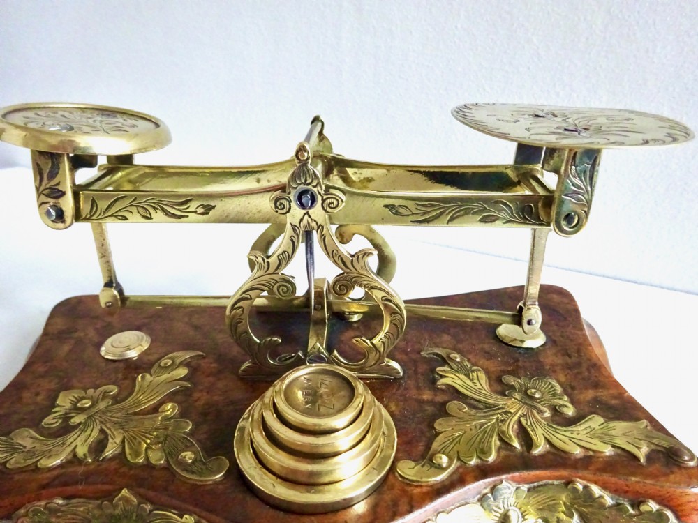 POSTAL SCALES ON A BRASS AND WALNUT BASE View V