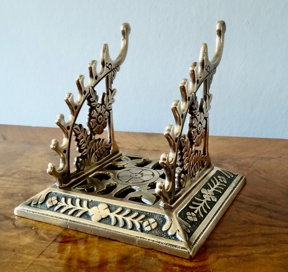 VICTORIAN BRASS PEN RACK View IV