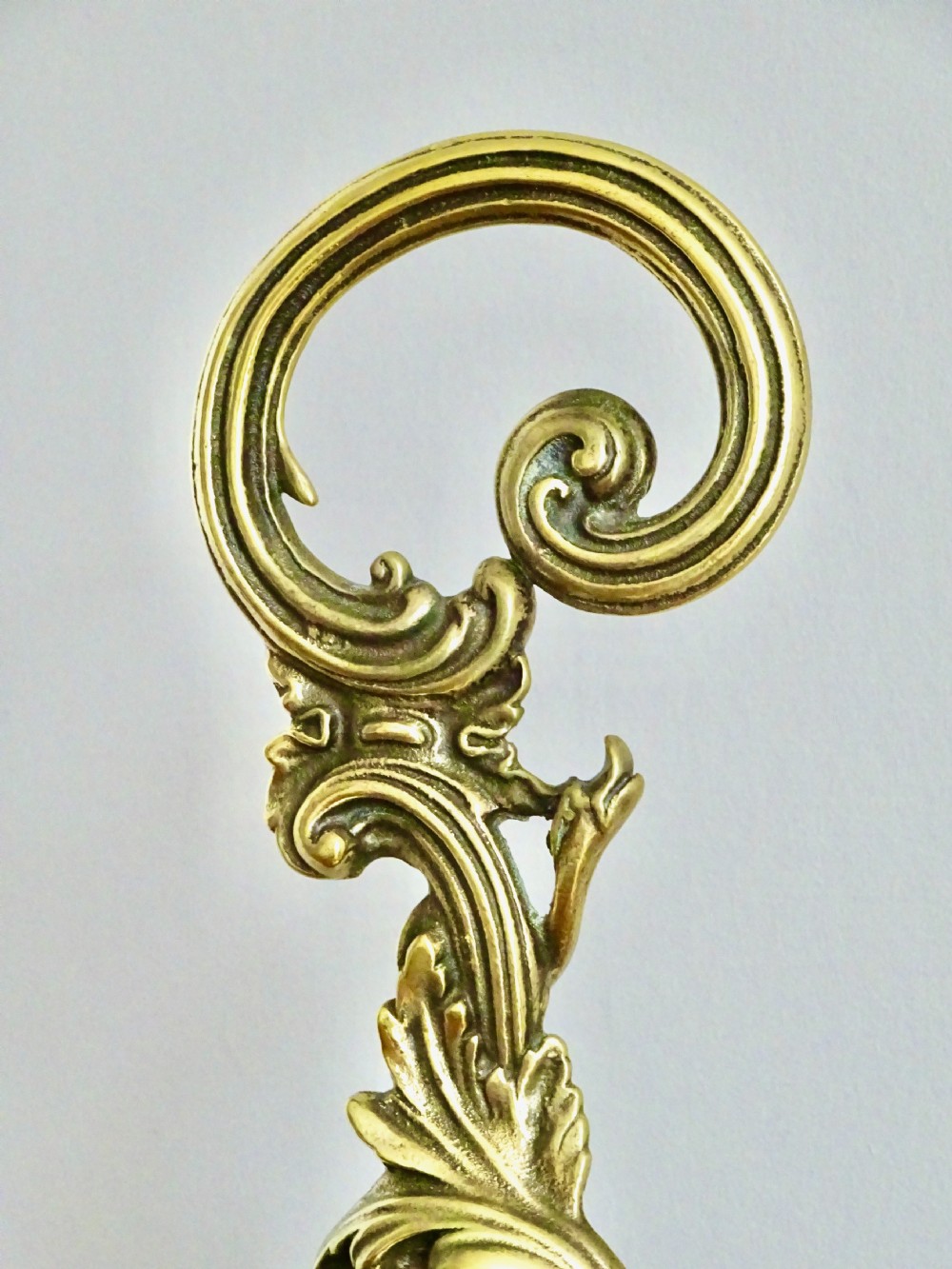 BRASS CHERUB DOORSTOP BY PEERAGE View IV