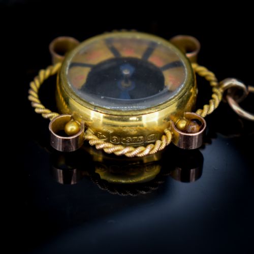 fig 4. Antique Edwardian 9ct 9K Gold Compass Pendant Charm - Dated Chester 1902