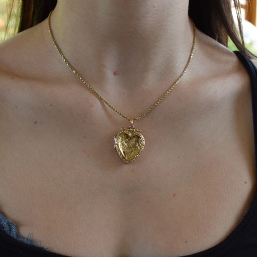 fig 3. Antique Edwardian 9ct Gold Bird and Butterfly Engraved Fancy Heart Locket Pendant