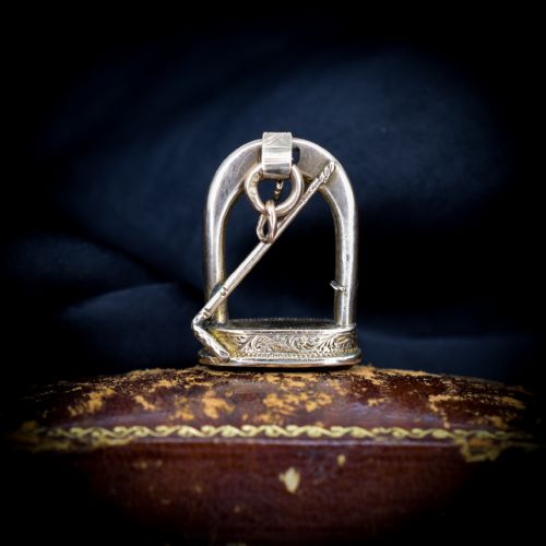 Antique Victorian Agate 9ct 9k Gold Equestrian Stirrup and Crop Fob Seal Pendant | Dated 1898