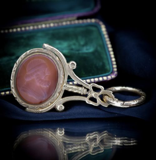 fig 1. Antique Georgian Carnelian Agate Portrait Intaglio Spinning Fob Gold Pendant