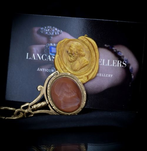 Antique Georgian Carnelian Agate Portrait Intaglio Spinning Fob Gold Pendant