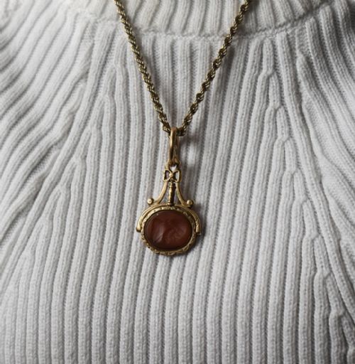 fig 5. Antique Georgian Carnelian Agate Portrait Intaglio Spinning Fob Gold Pendant