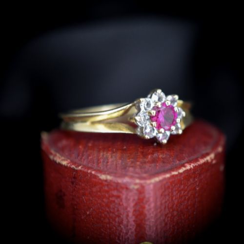fig 1. Vintage Synthetic Ruby Flower Cluster Halo 9ct 9K Yellow Gold Ring - Dated 1965