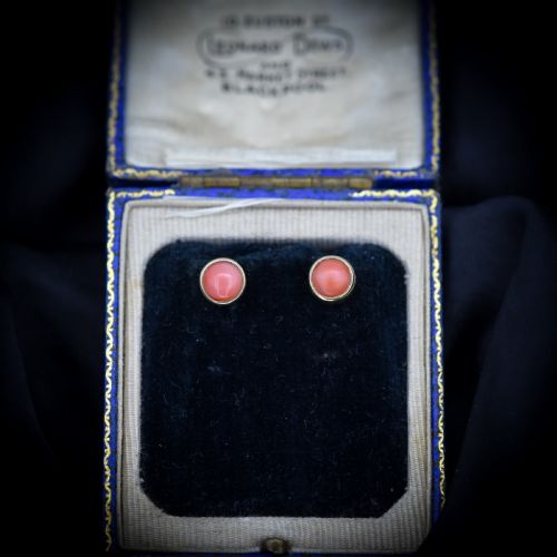 fig 2. Vintage Round Coral Bezel Gold Stud Earrings, Studs