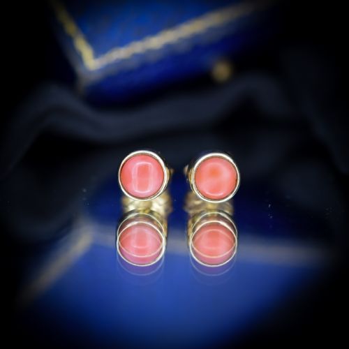 fig 4. Vintage Round Coral Bezel Gold Stud Earrings, Studs