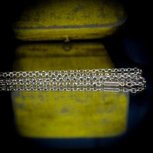 fig 4. Antique Victorian Short Rolled Gold Belcher Chain Necklace | 17.5