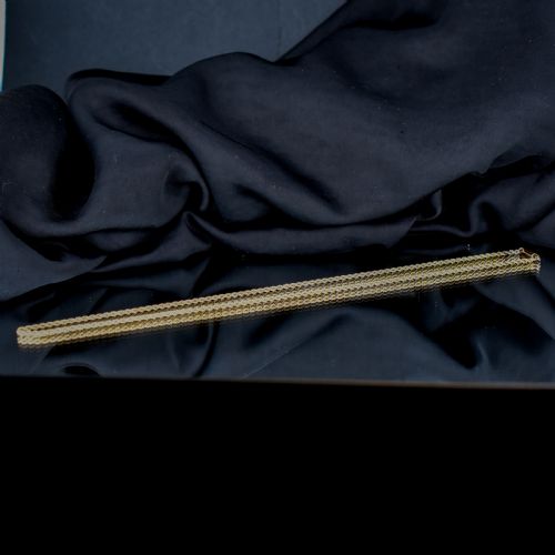 fig 2. Antique 9ct Gold Rope Twist Link Chain Necklace with Barrel Clasp 17