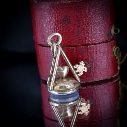 fig 2. Antique Sardonyx 9ct Gold Ladder, Key & Heart Fob Seal Pendant