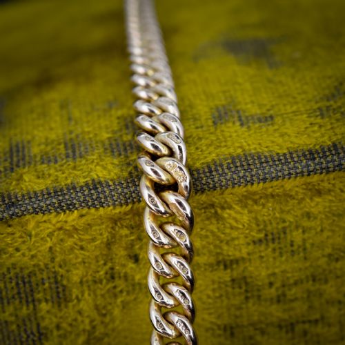 fig 1. Art Deco 9ct Gold Graduated Curb Link Bracelet 7.25