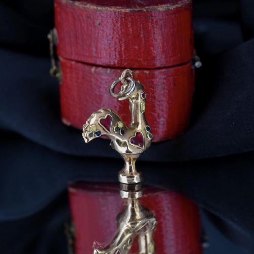 VINTAGE PORTUGUESE 'GALO DE BARCELOS' ROOSTER GOLD CHARM PENDANT - ADDITIONAL PHOTO 5