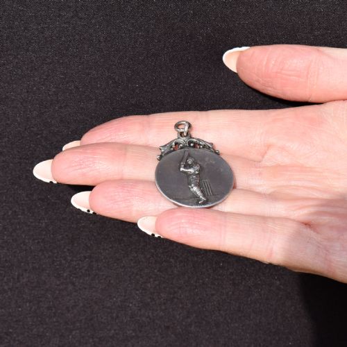 ART DECO 'CRICKET' MEDAL MEDALLION PENDANT DATED 1932 - ADDITIONAL PHOTO 8