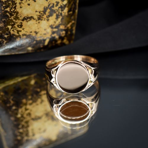 fig 2. Antique 9ct Gold Plain Round Signet Ring - Dated Chester 1913
