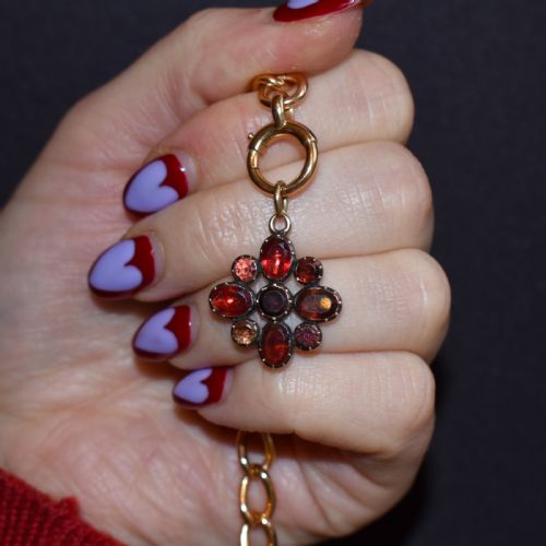 ANTIQUE GEORGIAN FLAT CUT GARNET FLOWER GOLD PENDANT - ADDITIONAL PHOTO 10
