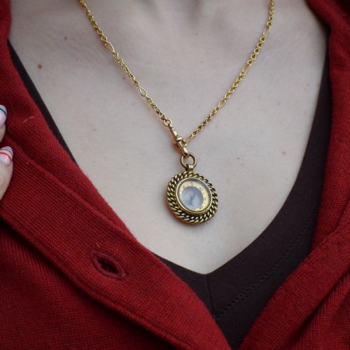 ANTIQUE ROLLED GOLD COMPASS PENDANT CHARM - ADDITIONAL PHOTO 3