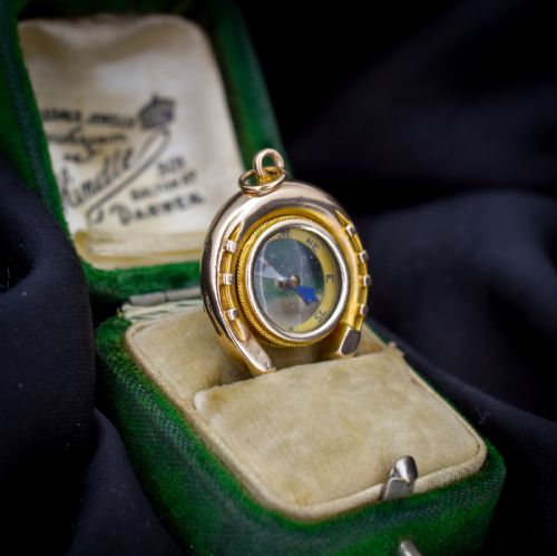 ANTIQUE 10CT GOLD HORSESHOE COMPASS PENDANT CHARM - ADDITIONAL PHOTO 4