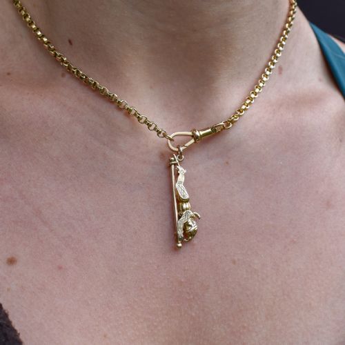 ANTIQUE 9CT GOLD 'MR PUNCH' SLIDING CHARM PENDANT - ADDITIONAL PHOTO 8