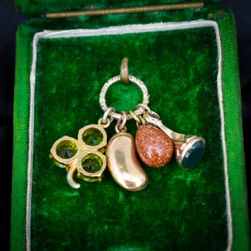 ANTIQUE GOLD LUCKY CHARMS ON ENGRAVED SPLIT RING - ADDITIONAL PHOTO 5