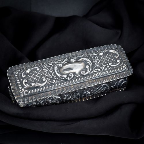 ANTIQUE EDWARDIAN '1904' HALLMARKED STERLING SILVER FANCY TRINKET JEWELLERY BOX - ADDITIONAL PHOTO 2