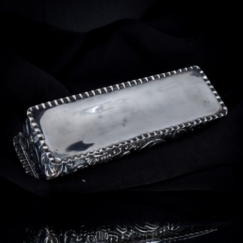 ANTIQUE EDWARDIAN '1904' HALLMARKED STERLING SILVER FANCY TRINKET JEWELLERY BOX - ADDITIONAL PHOTO 5