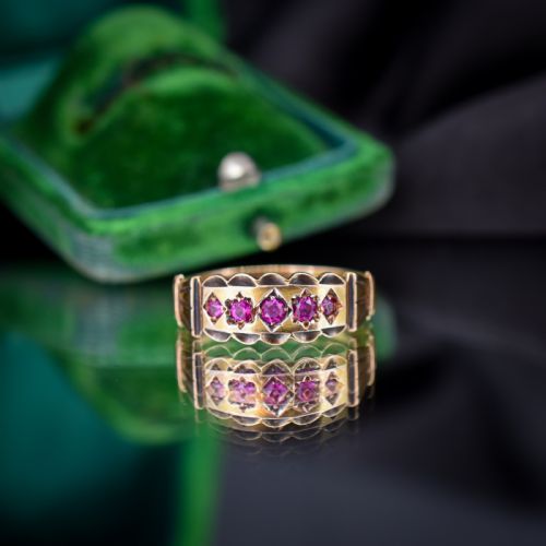 ANTIQUE RUBY FIVE STONE 15CT GOLD PATTERNED BAND RING CHESTER 1890 - ADDITIONAL PHOTO 2