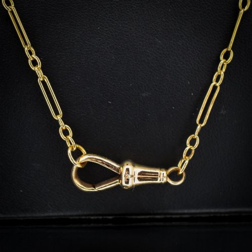 fig 2. An antique 9ct yellow gold paperlink chain featuring elongated rectangular links and a dog clip swivel clasp.