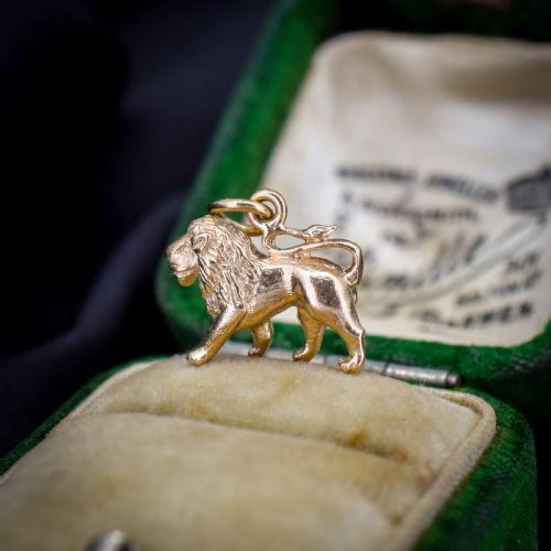 Vintage 9ct Yellow Gold Lion Animal Charm Pendant | Dated 1969