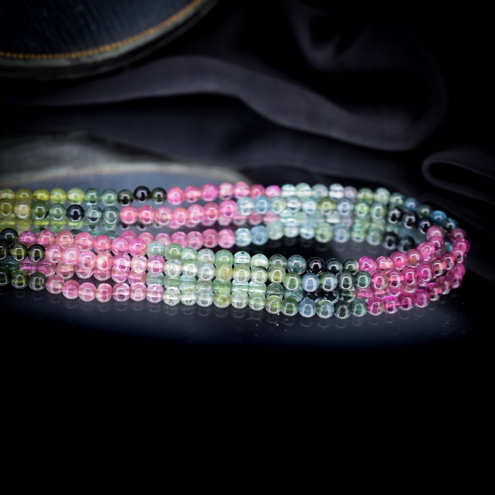 Vintage Tourmaline Gemstone Beaded Necklace with Silver Clasp | Art Deco View V
