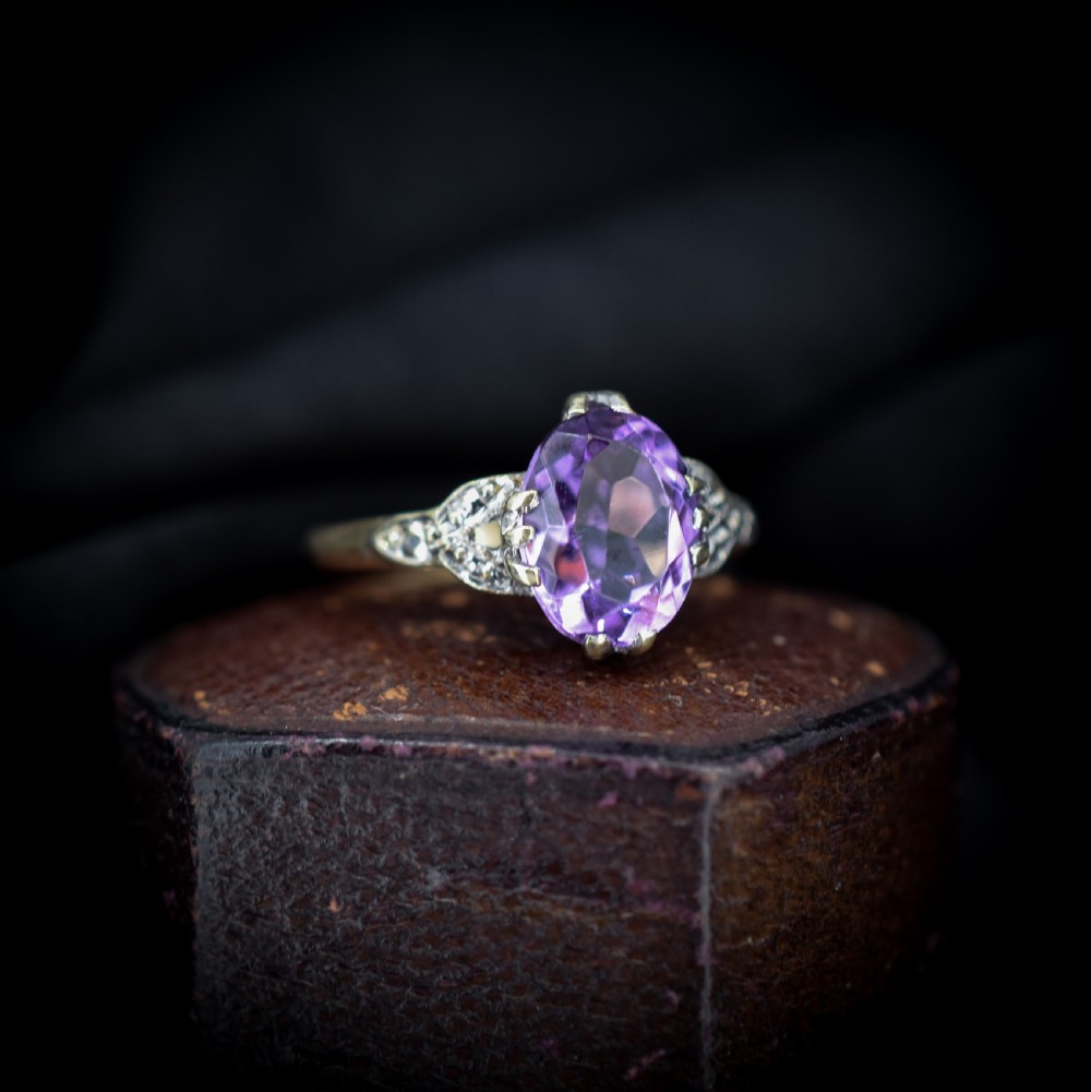 Art Deco Amethyst Oval Solitaire 9ct 9K Yellow Gold Ring View V