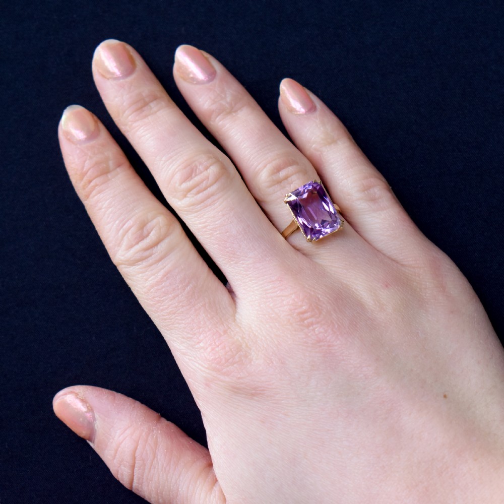 Vintage Rectangular Cut Large Amethyst Solitaire 9ct 9K Yellow Gold Cocktail Ring | Dated 1962 View IV