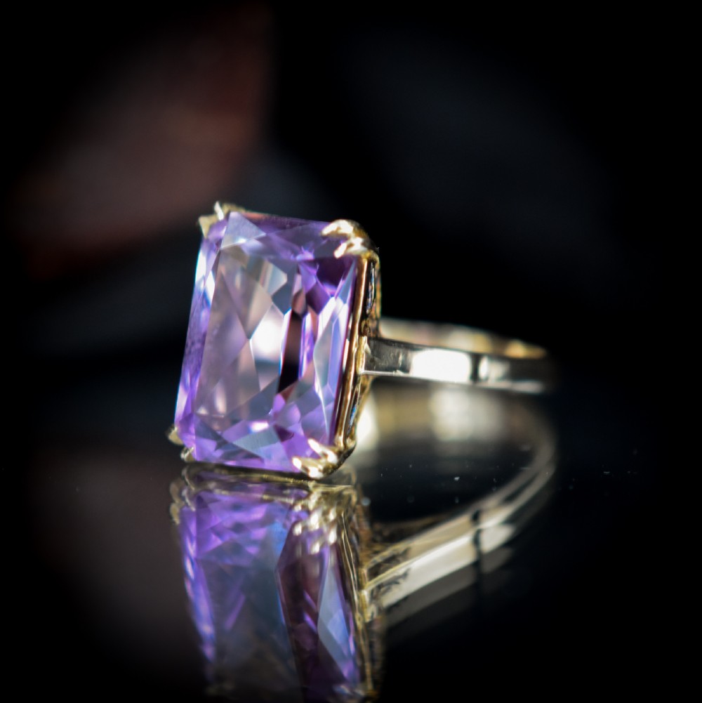 Vintage Rectangular Cut Large Amethyst Solitaire 9ct 9K Yellow Gold Cocktail Ring | Dated 1962 View VIII