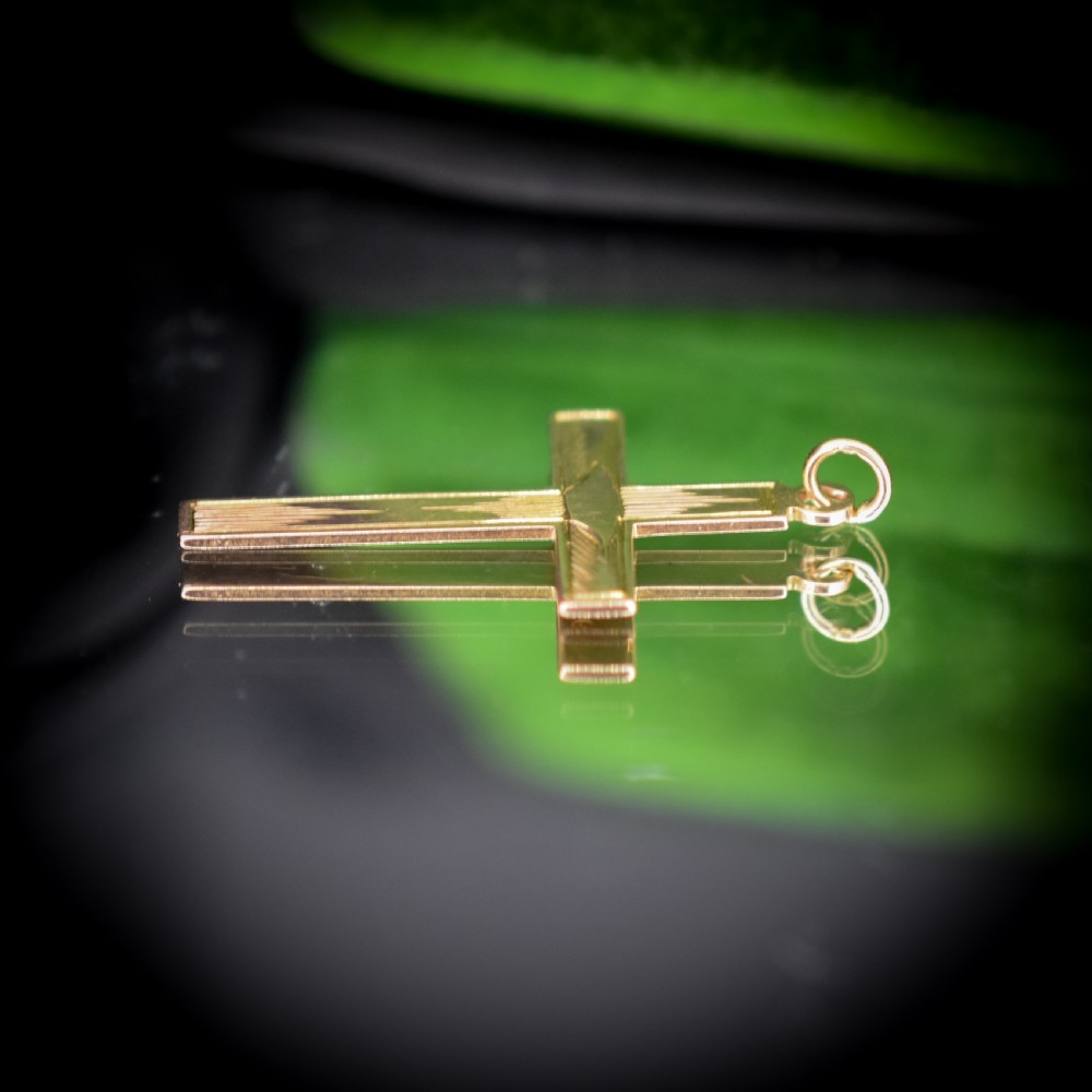 Vintage Art Deco Engraved 9ct 9K Yellow Gold Cross Religious Pendant Charm View VII