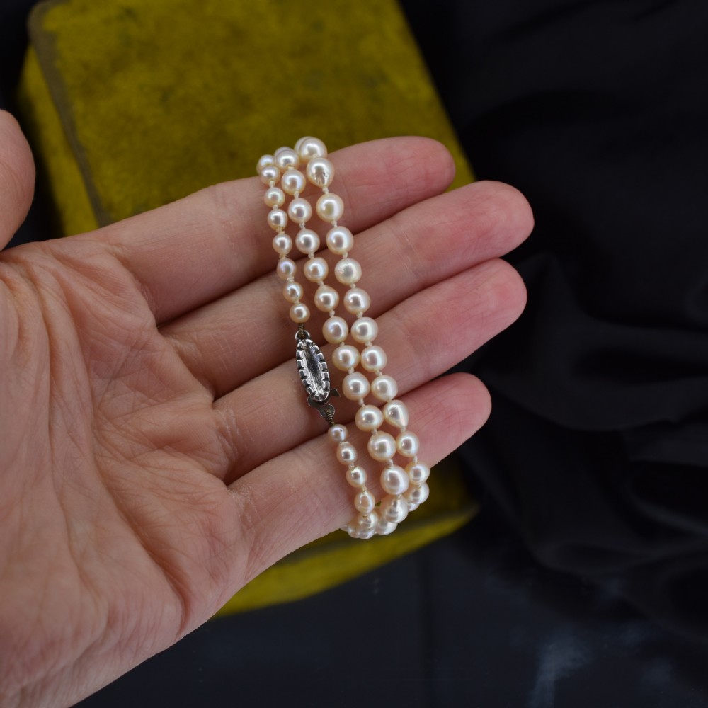 Antique Pearl Silver Strand Necklace View IX