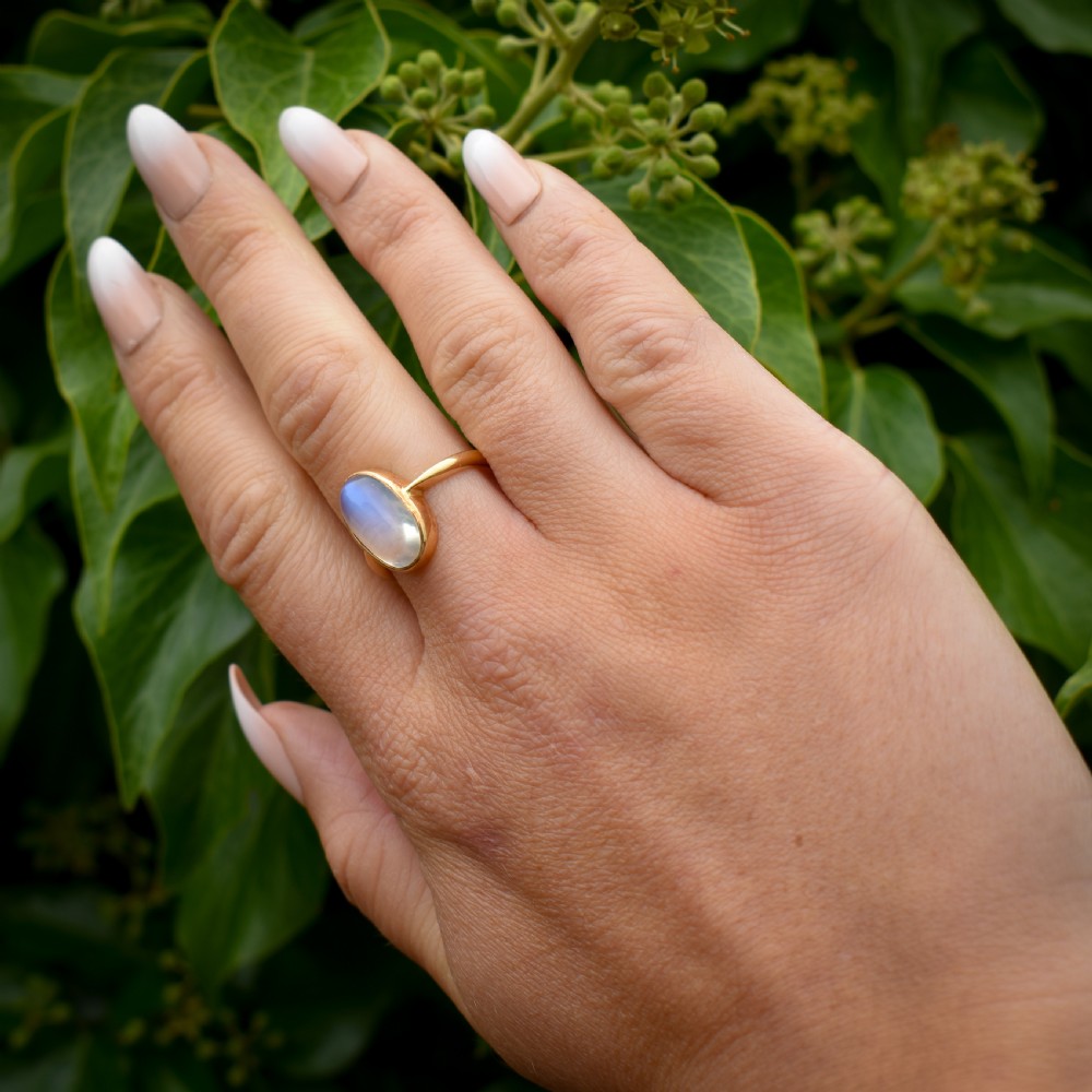 Antique Blue Moonstone Oval 18ct Yellow Gold Bezel Ring