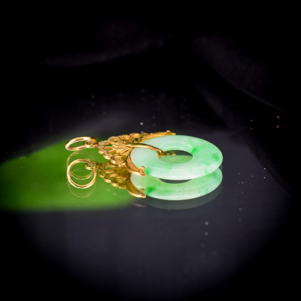 Vintage Green Jade Round Circle Disc Yellow Gold Drop Pendant View IV