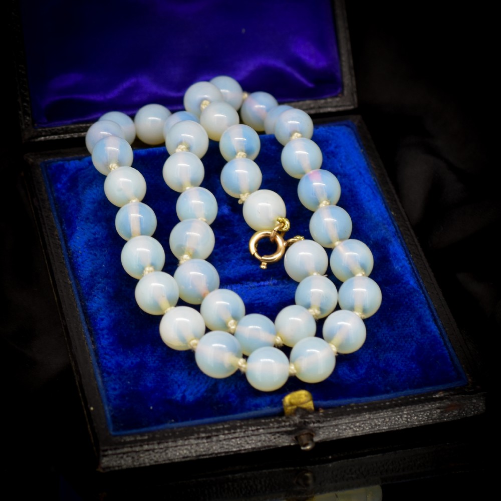 Vintage Opaline 9ct Gold Beaded Necklace Art Deco 17.5
