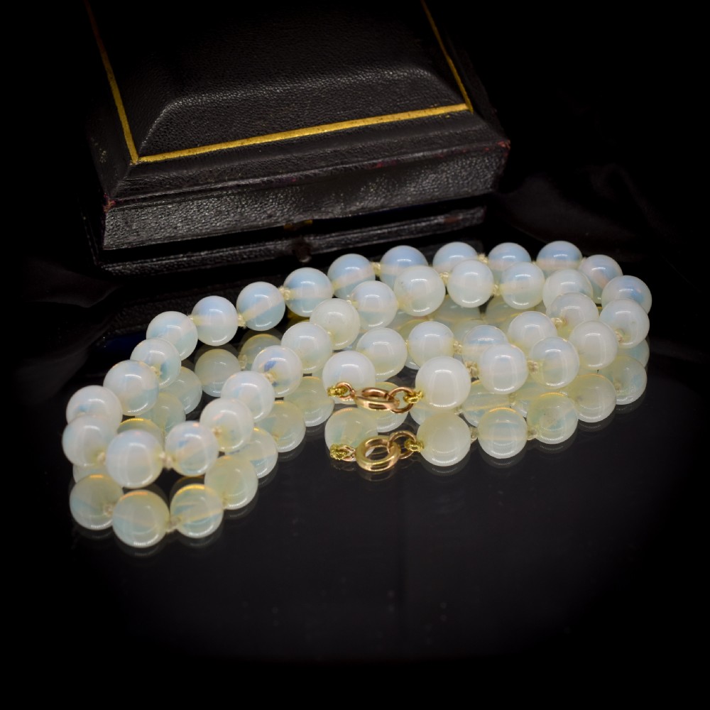 Vintage Opaline 9ct Gold Beaded Necklace Art Deco 17.5