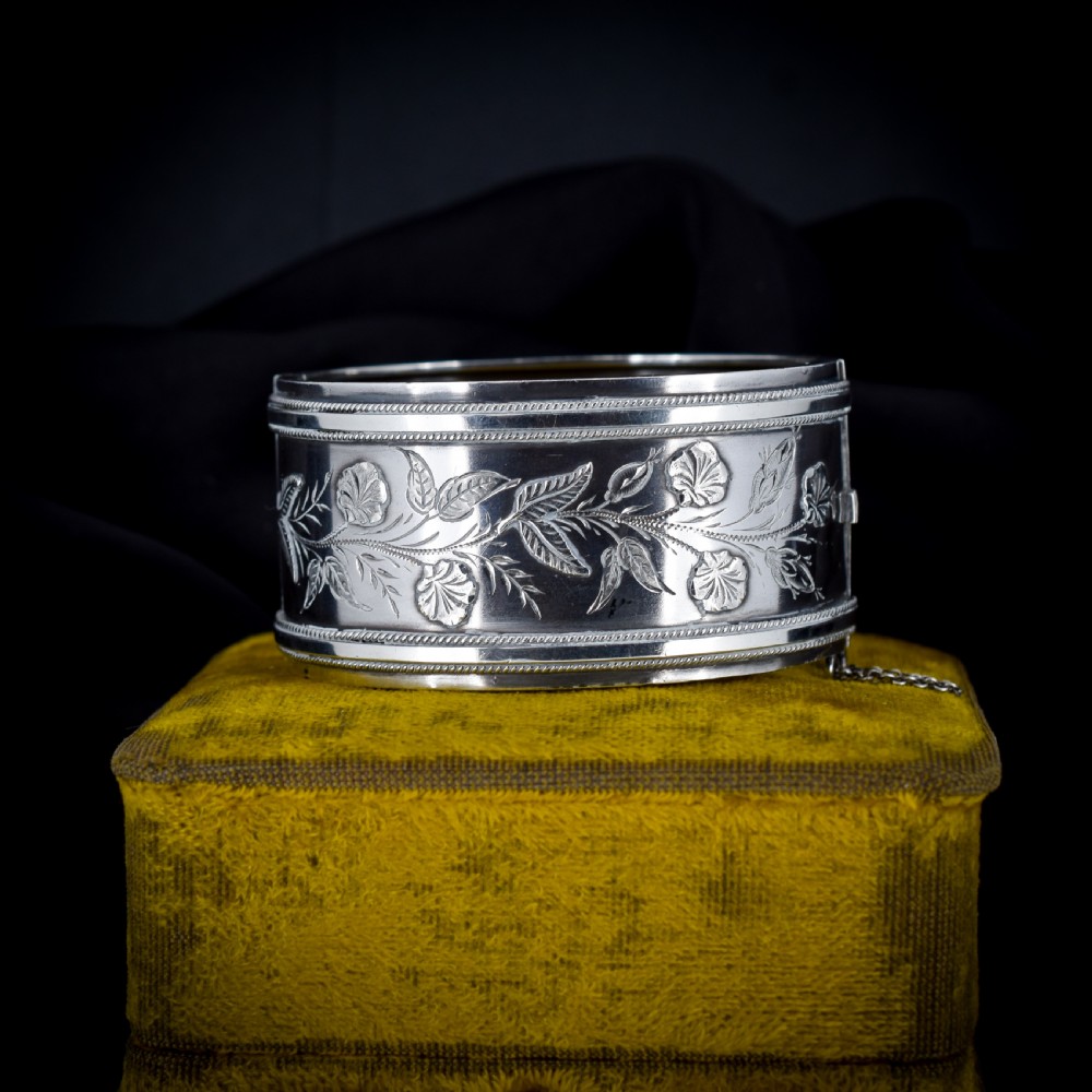 Antique Victorian Silver Floral Wide Cuff Bangle Bracelet 7
